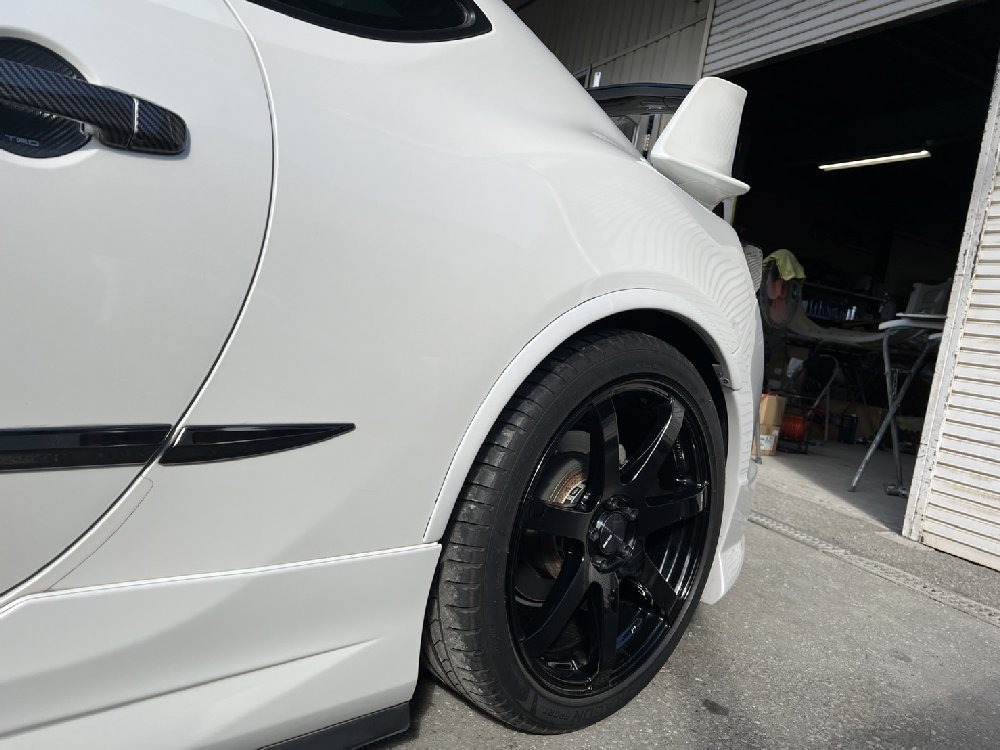 エスクラフト　ないる屋　リアフェンダートリム ないる屋 リアフェンダートリム のパーツレビュー | WRX STI(ば